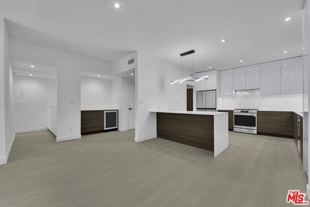 10630 Wilkins Ave Apt 204 - Photo 4 of 38