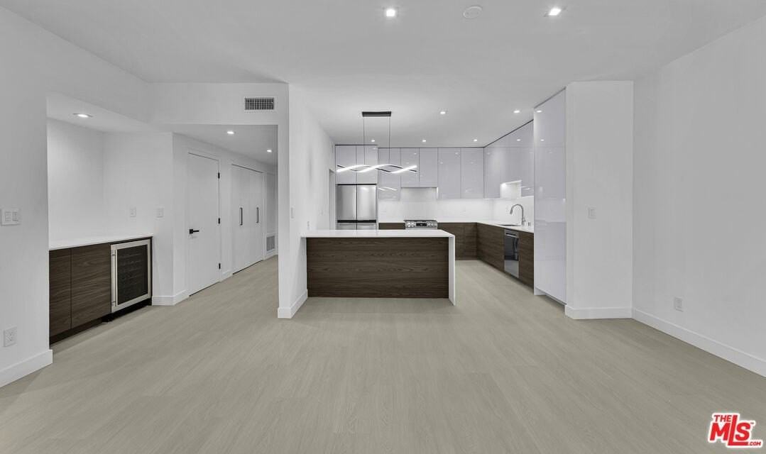 10630 Wilkins Ave Apt 204 - Photo 5 of 38