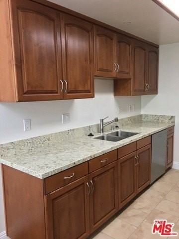 1171 Franklin St Unit 103 - Photo 7 of 34