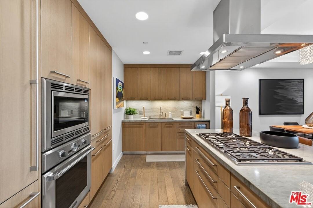 1755 Ocean Ave Apt 702 - Photo 5 of 48