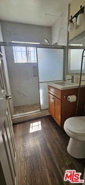 3 S Kingsley Dr - Photo 3 of 4