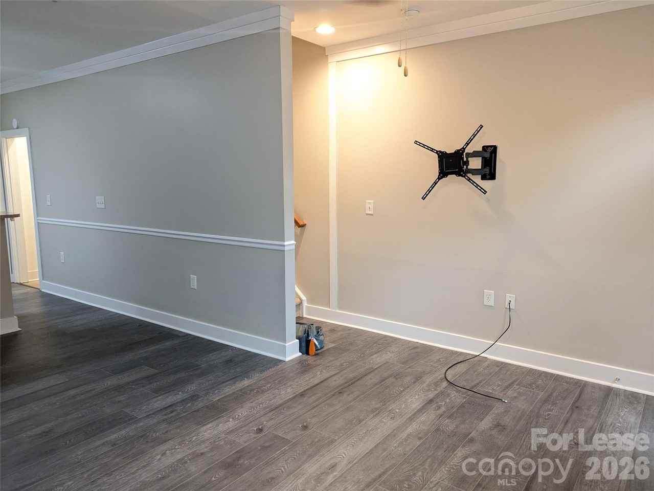 234 Harbour Place Dr - Photo 3 of 23