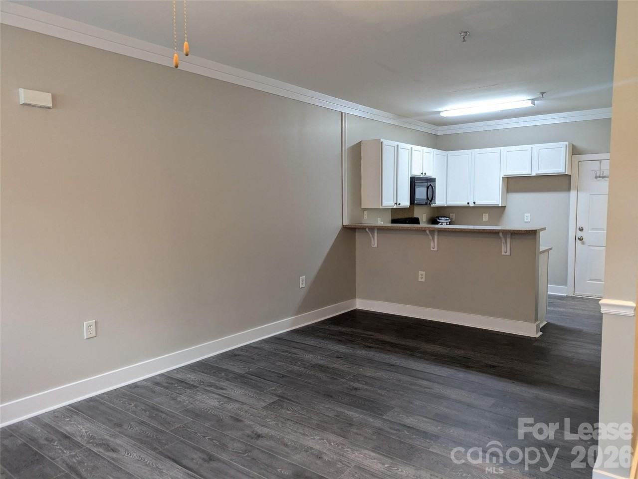 234 Harbour Place Dr - Photo 7 of 23