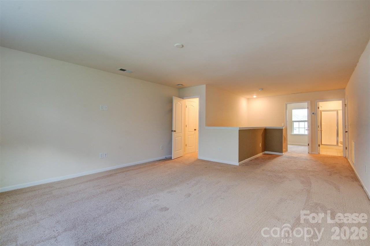 16125 Hammersmith Farm Dr - Photo 6 of 47