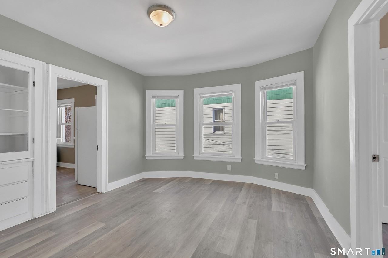 23 Day St - Photo 5 of 10