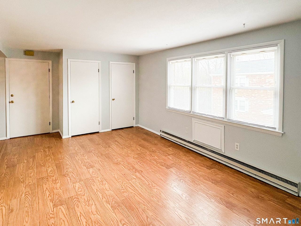 53 Hiltbrand Rd Apt 3-10 #3-10 - Photo 4 of 11