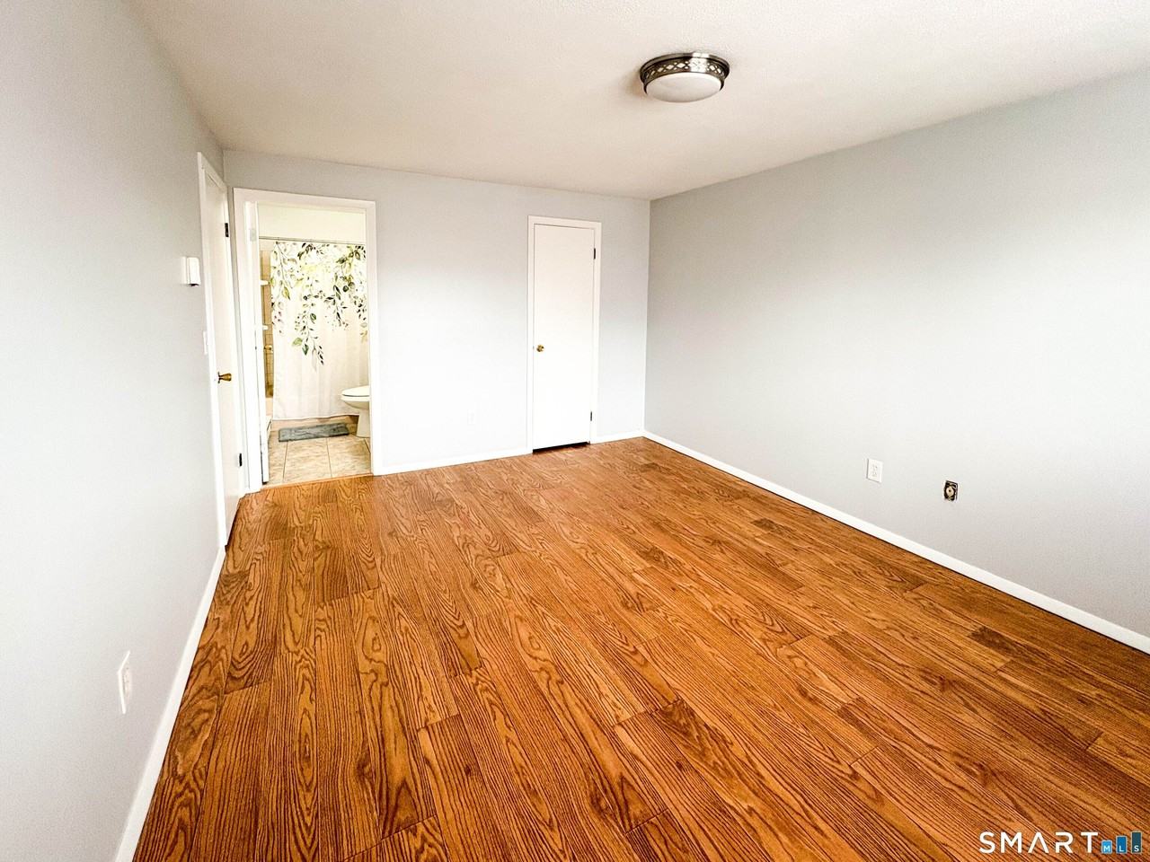 53 Hiltbrand Rd Apt 3-10 #3-10 - Photo 6 of 11