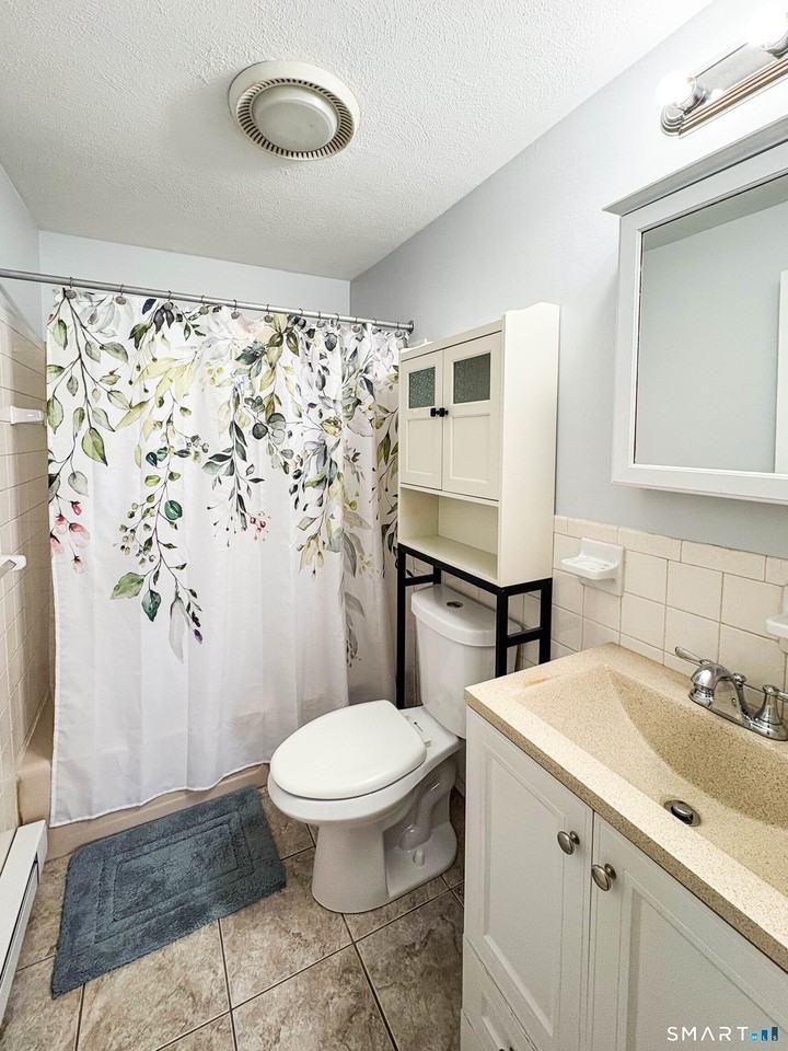 53 Hiltbrand Rd Apt 3-10 #3-10 - Photo 7 of 11