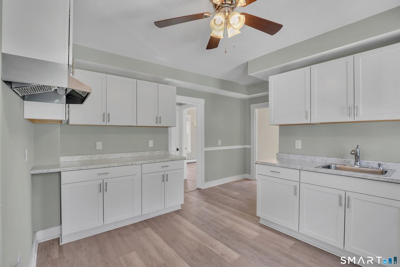 23 Day St Apt 2 - Photo 4 of 10