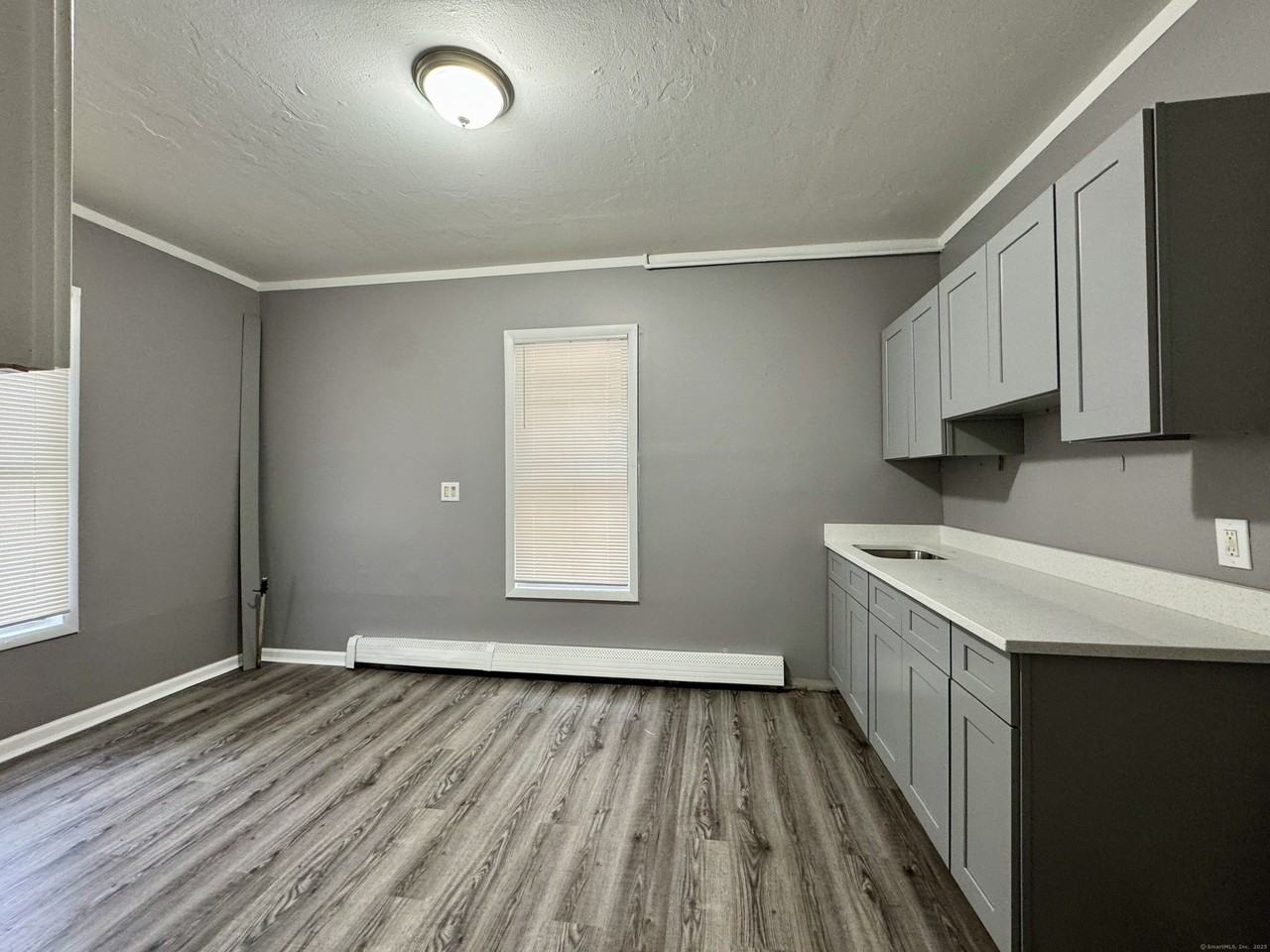 1102 E Main St Apt 1 - Photo 4 of 14