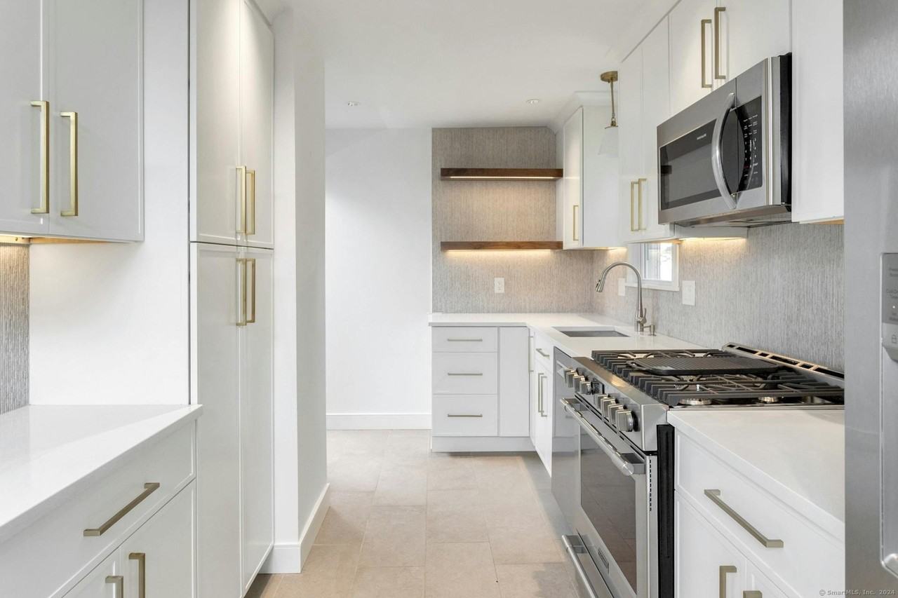 124 Minturn Pl - Photo 2 of 22