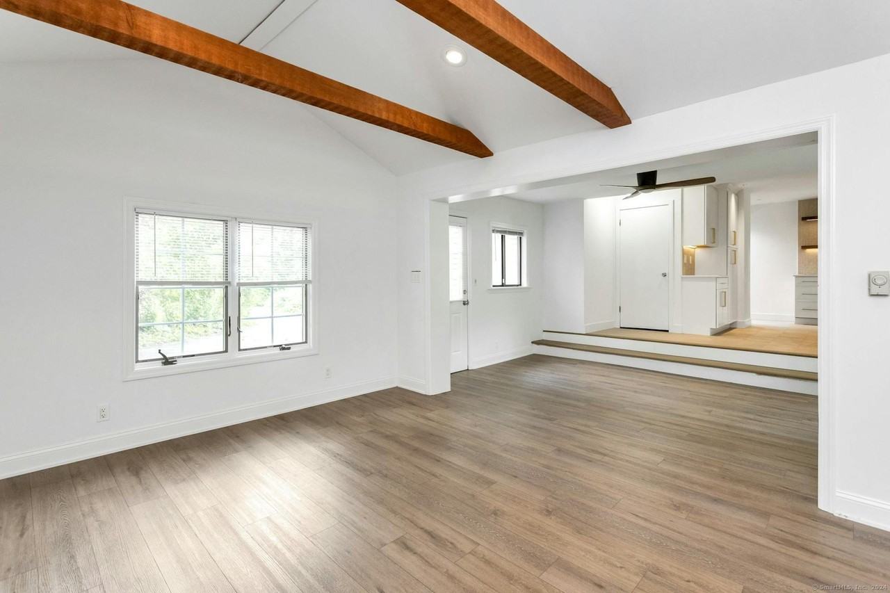 124 Minturn Pl - Photo 7 of 22