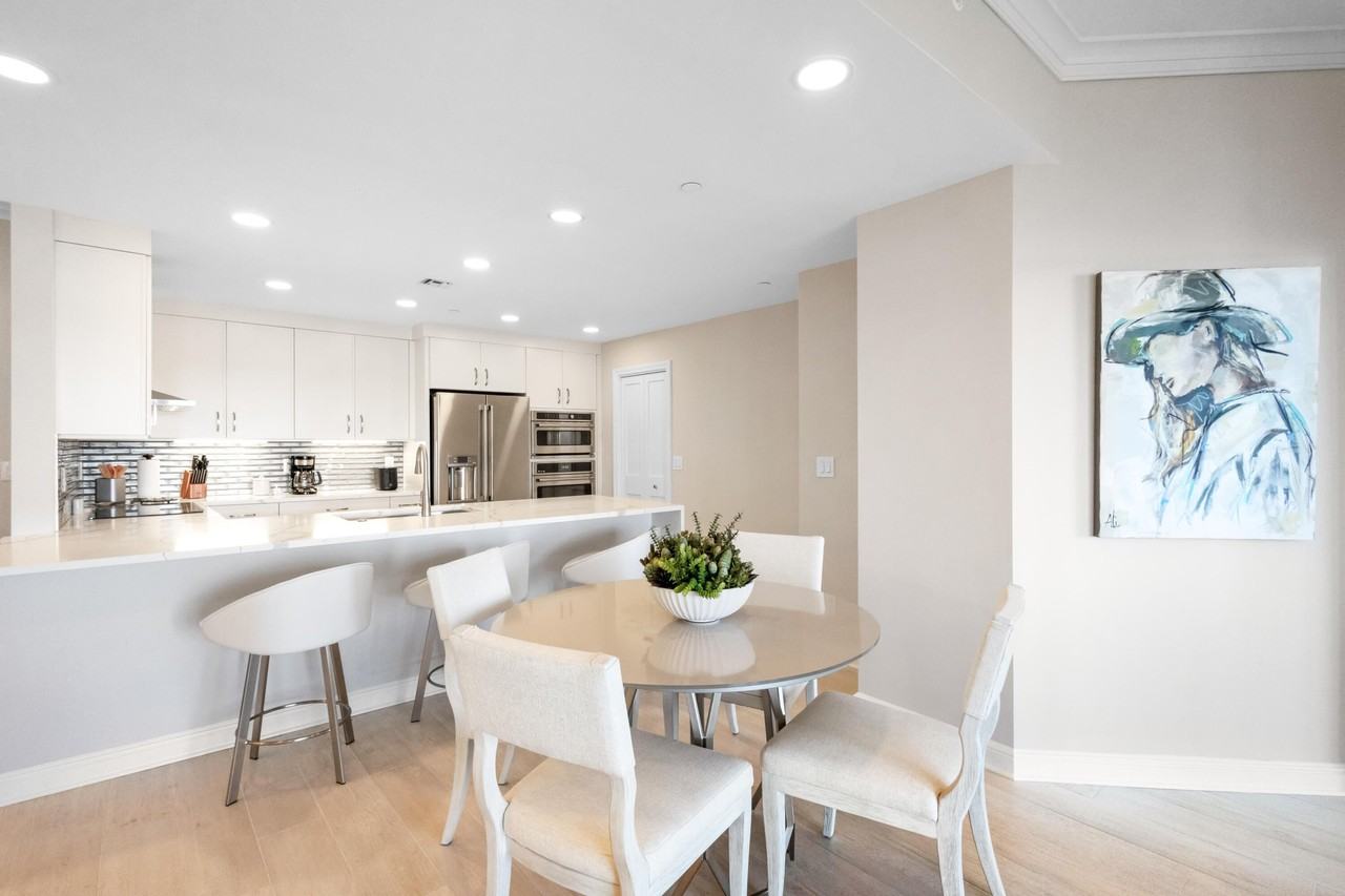 8708 Anchorage Dr - Photo 5 of 38