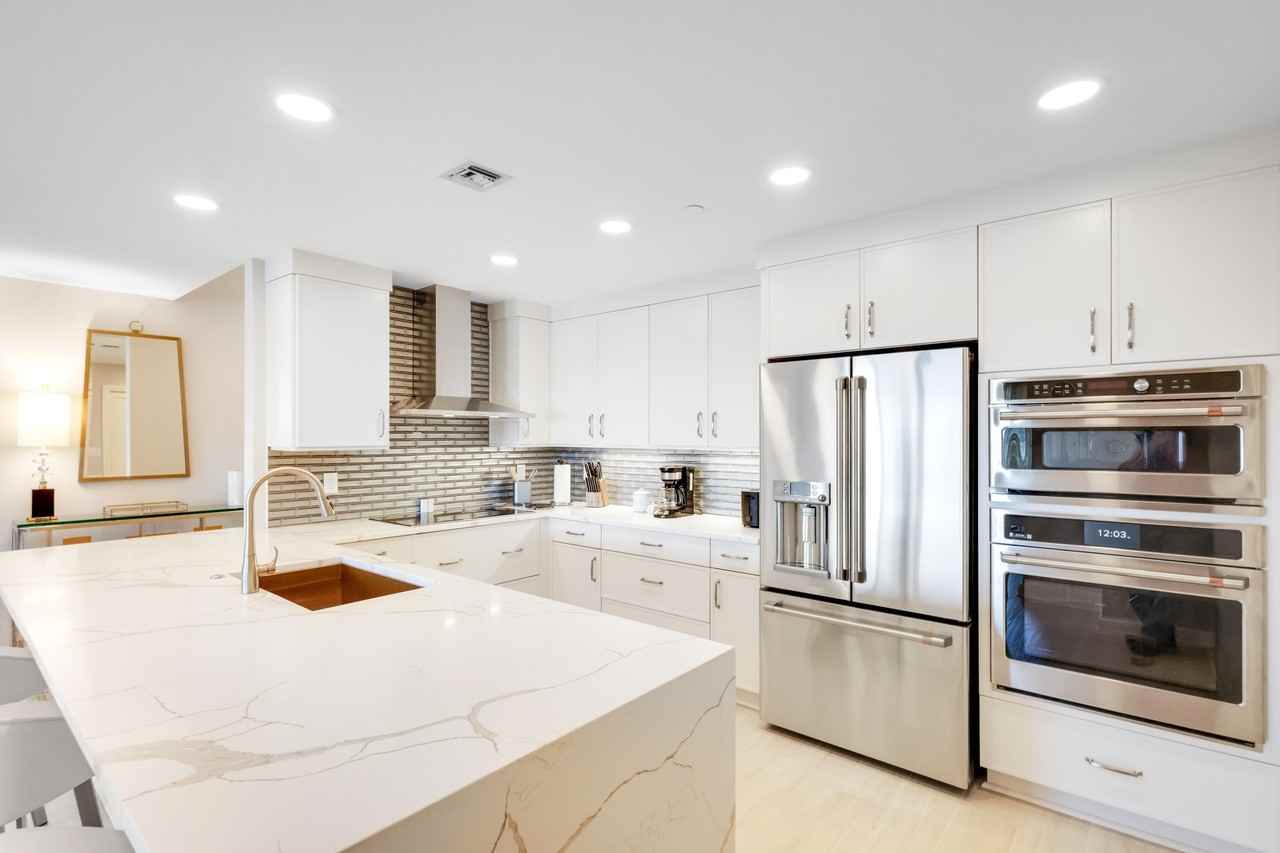 8708 Anchorage Dr - Photo 6 of 38