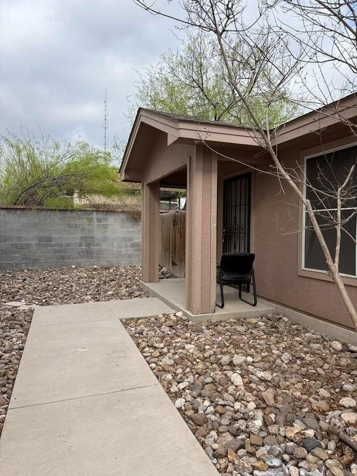 1787 Ginebra - Photo 2 of 9