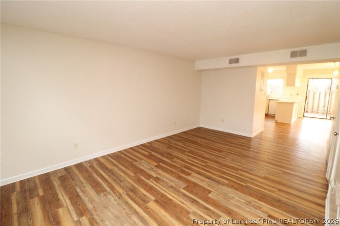 1260 Donaldson Ct - Photo 2 of 21