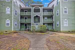 featured image of 6813 Willowbrook Dr Apt 9 #Apt 9