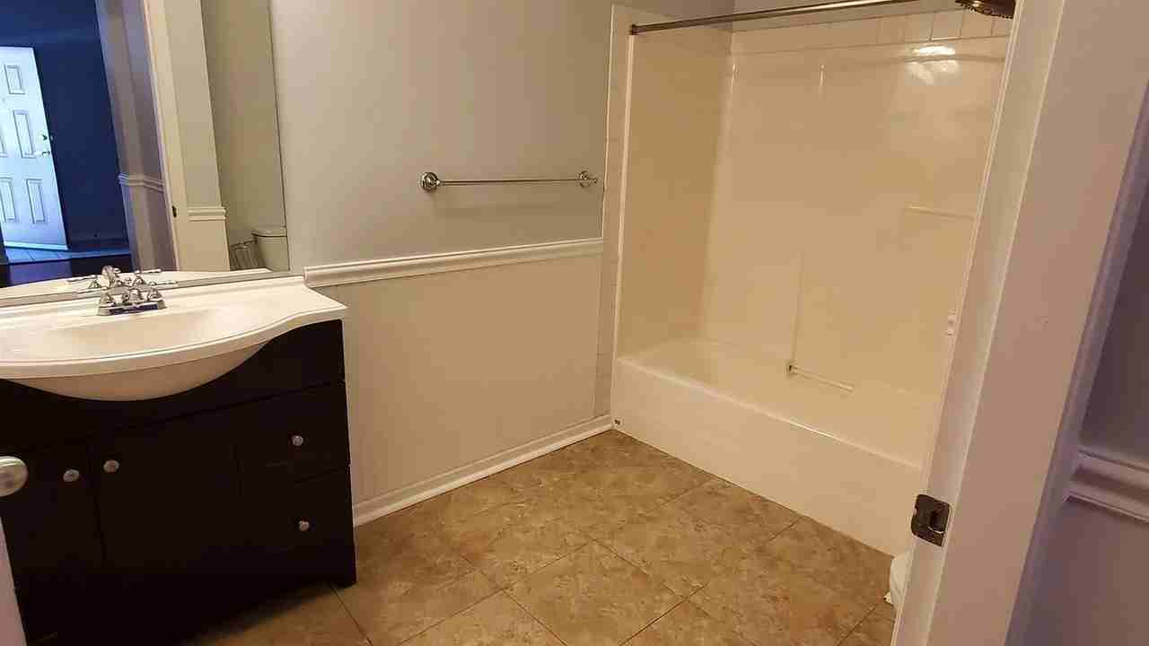 4217 164th St Sw #A204 - Photo 5 of 12
