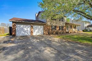 featured image of 1787 Hampton Oaks Dr