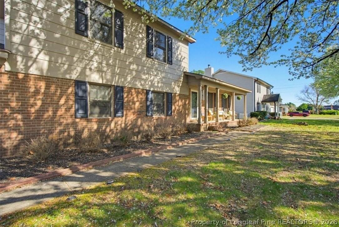 1787 Hampton Oaks Dr - Photo 2 of 36