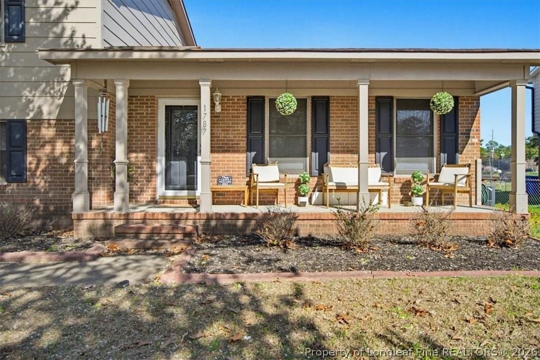 1787 Hampton Oaks Dr - Photo 3 of 36