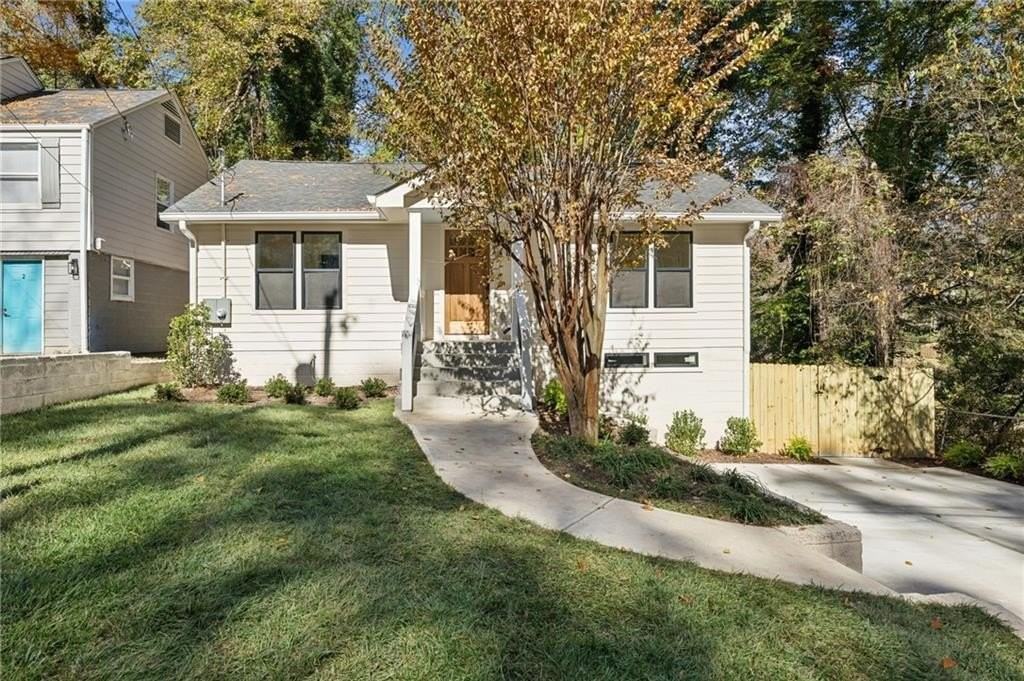 1917 Thompson Ave - Photo 2 of 5