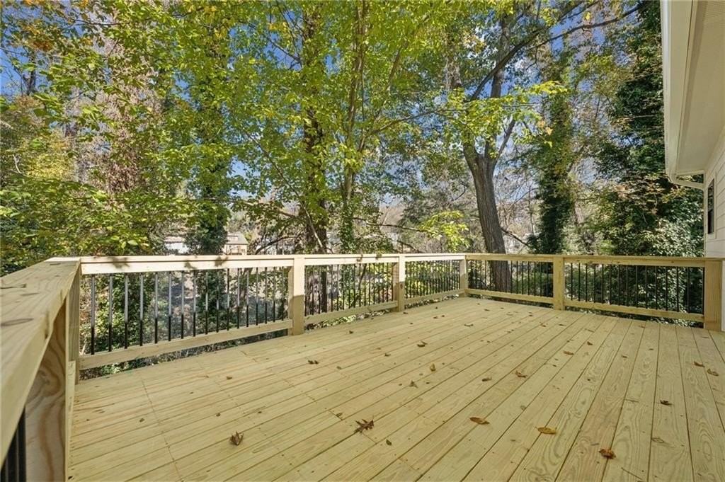 1917 Thompson Ave - Photo 3 of 5