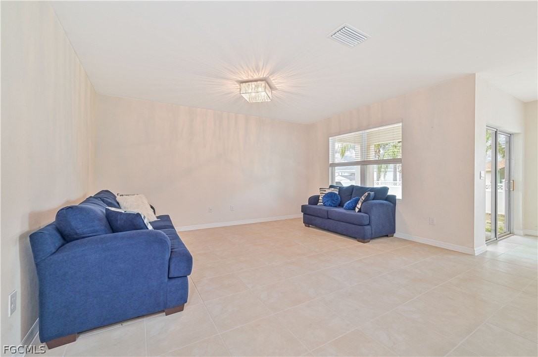 1009 Jacaranda Pkwy E - Photo 7 of 27