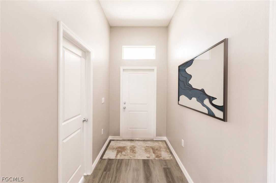 1814 Ne 3rd Ave - Photo 3 of 23