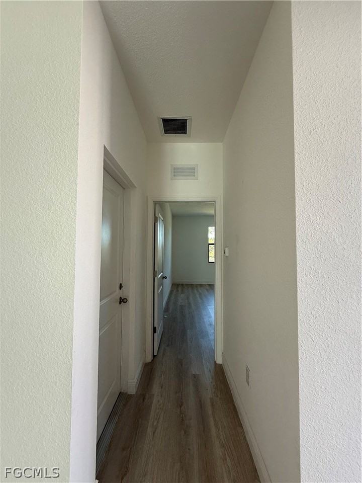 1135 Harvest Ave - Photo 3 of 10