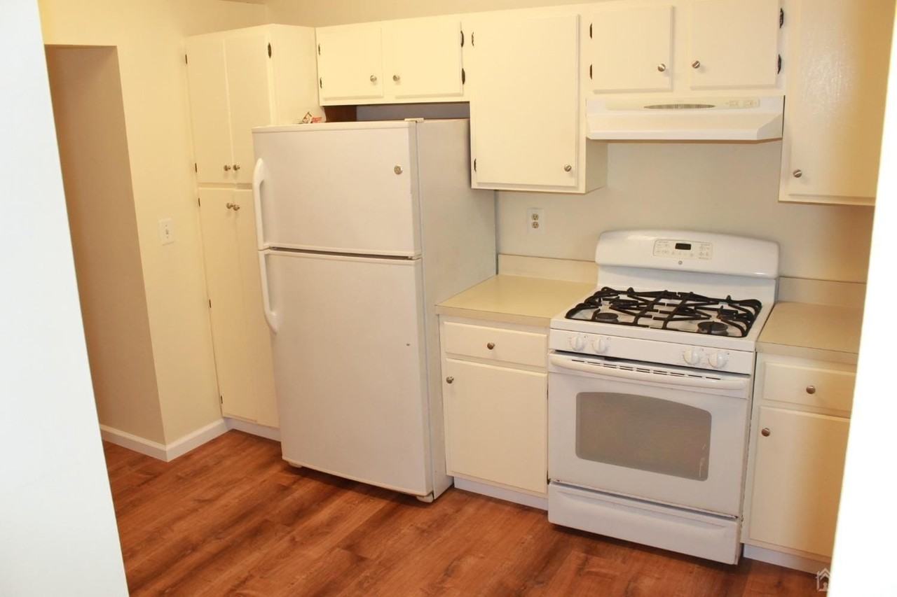 5091 Beech Ct - Photo 7 of 21