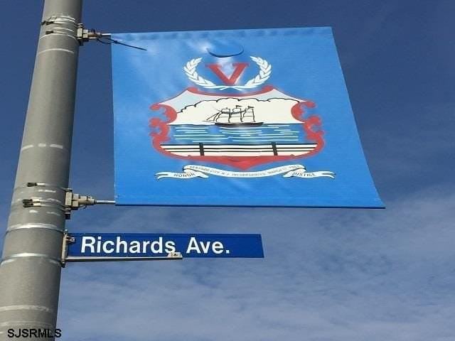 100 S Richards Ave 1st Fl #1stFL - Photo 2 of 35