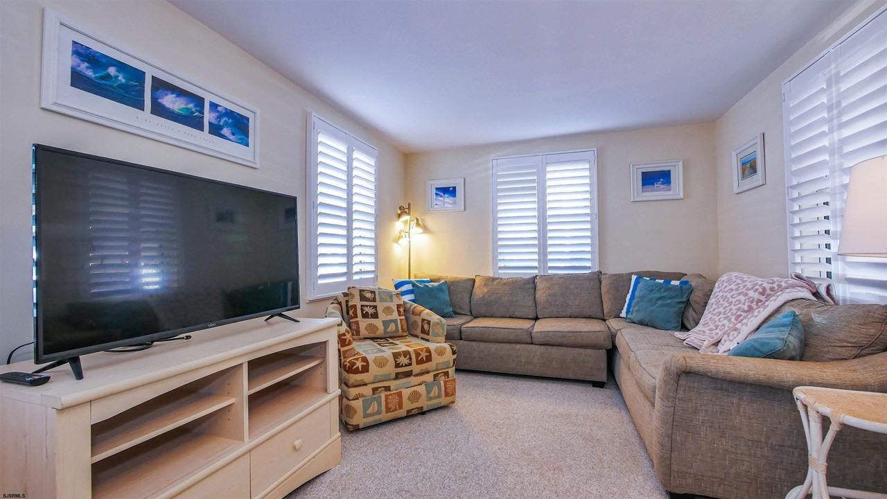 100 S Richards Ave 1st Fl #1stFL - Photo 7 of 35