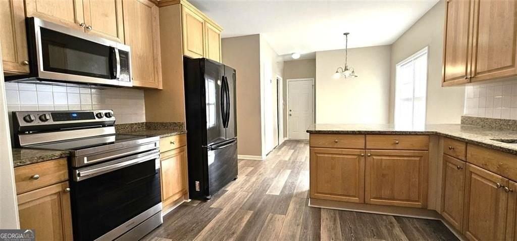 3350 Steeple Way - Photo 4 of 20