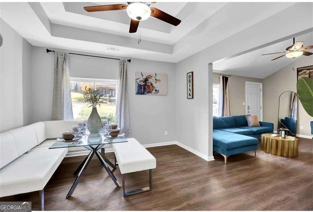 3162 Oakdale Rd - Photo 7 of 26