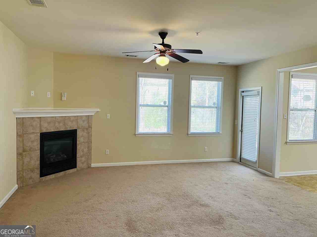 39 Tahoe Dr - Photo 7 of 34