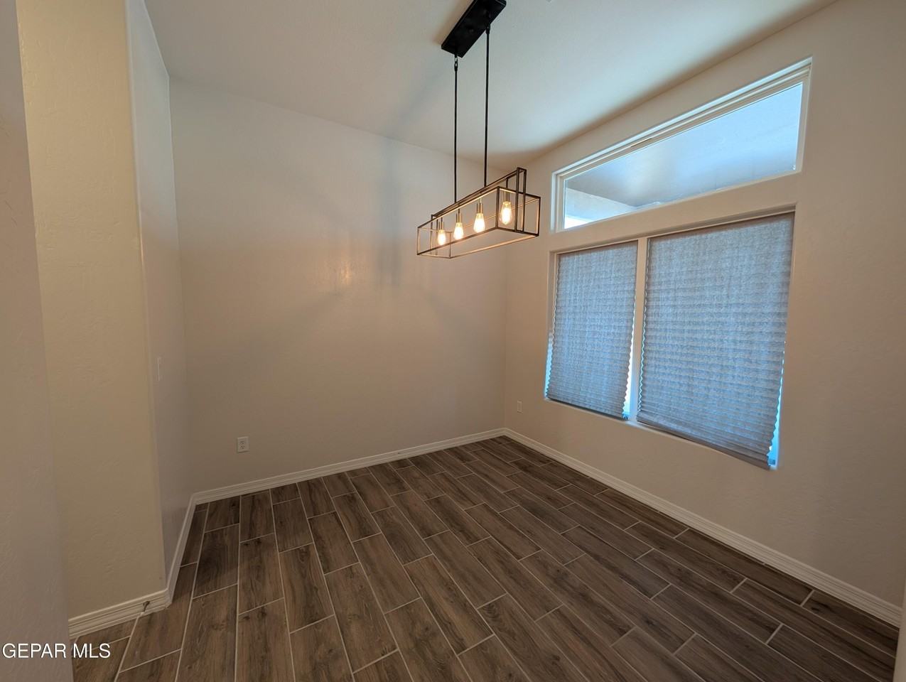 517 La Entrada Cir - Photo 4 of 41