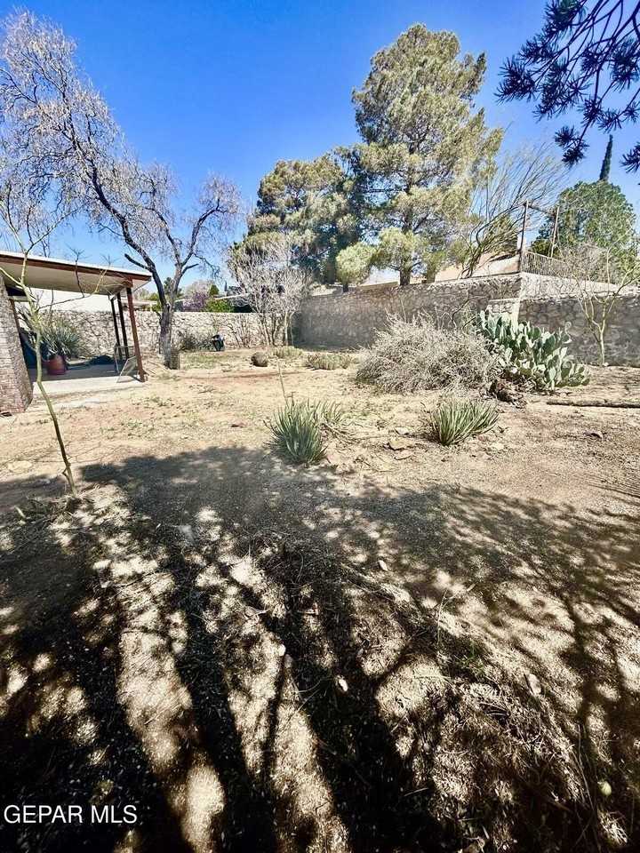 740 Tepic Dr - Photo 7 of 7