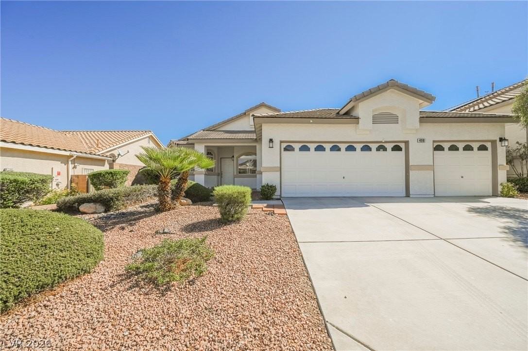 490 Beaconwood St - Photo 4 of 50