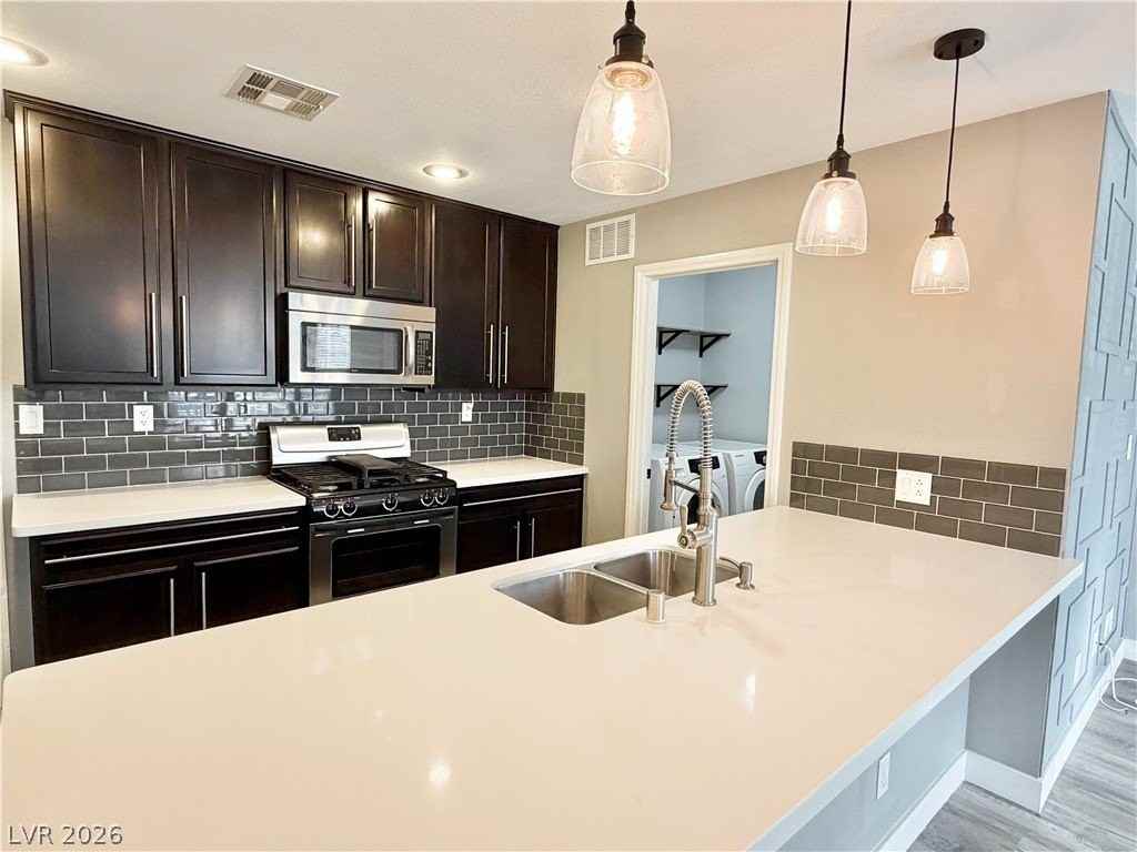 2115 Via Firenze - Photo 3 of 19