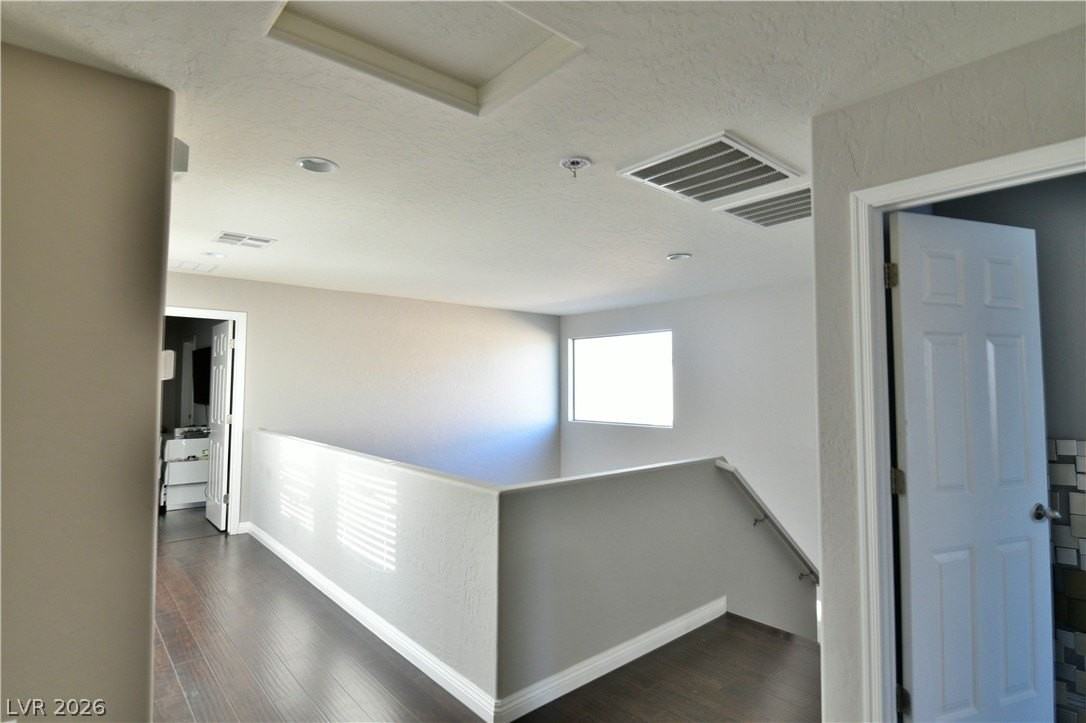 4448 Carrier Dove Ave - Photo 7 of 22