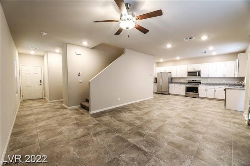 4486 Lantern Point Ave - Photo 5 of 12