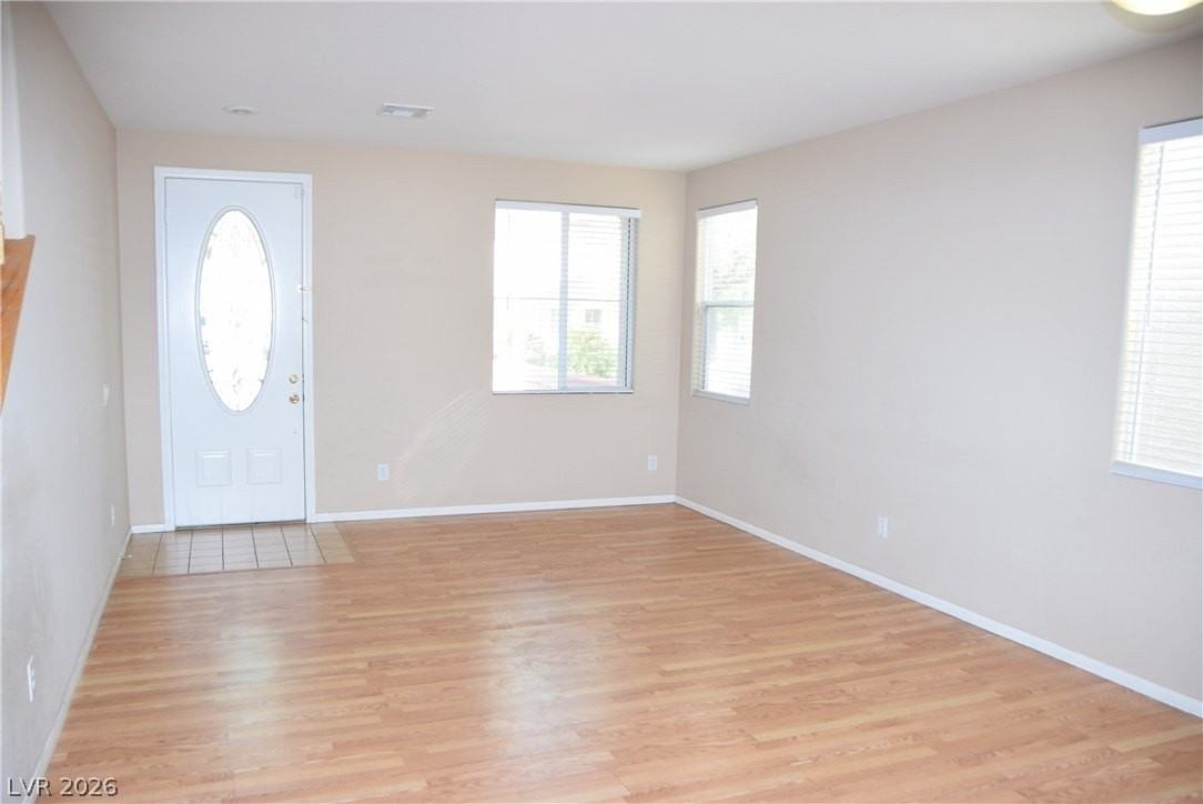 492 Lacabana Beach Dr - Photo 6 of 36