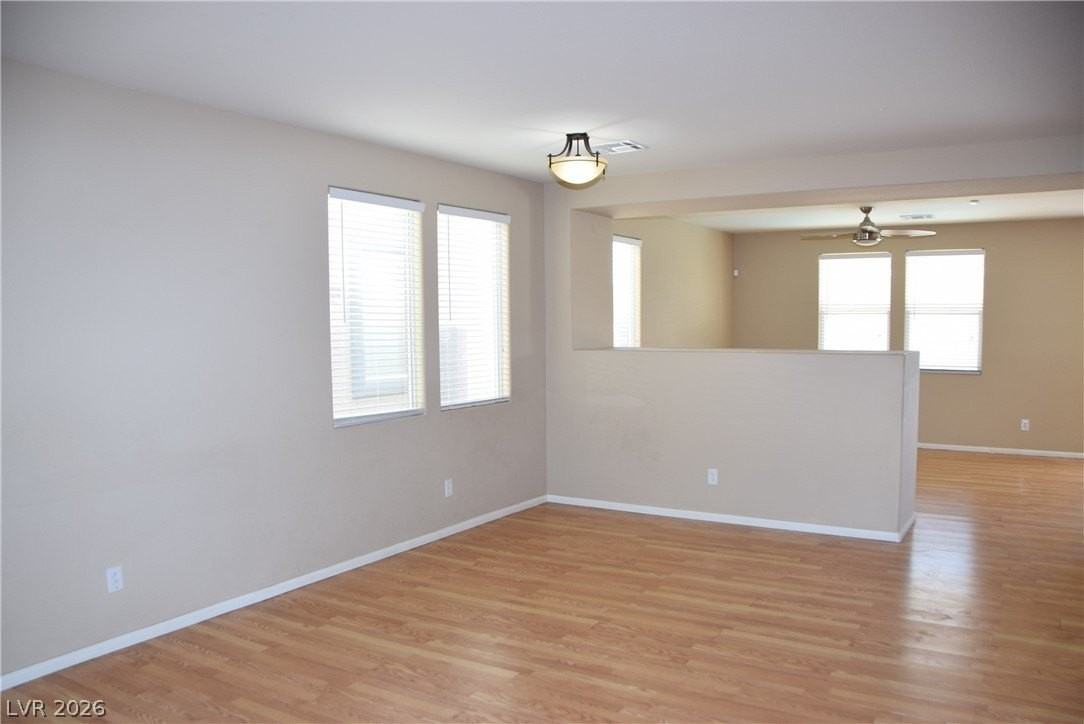 492 Lacabana Beach Dr - Photo 7 of 36