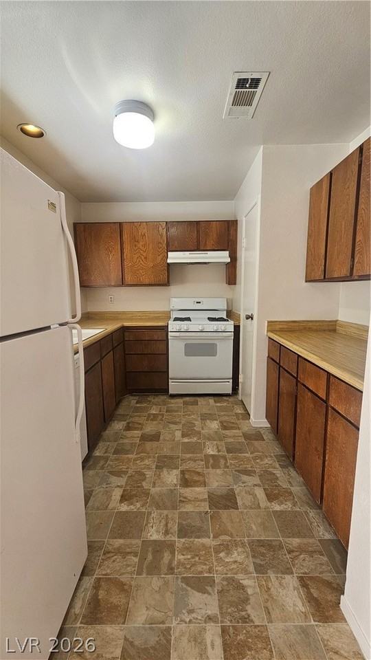 4057 Woodgreen Dr - Photo 4 of 22