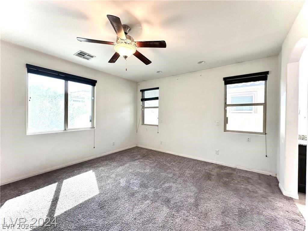 5708 Akula Bay St - Photo 6 of 10