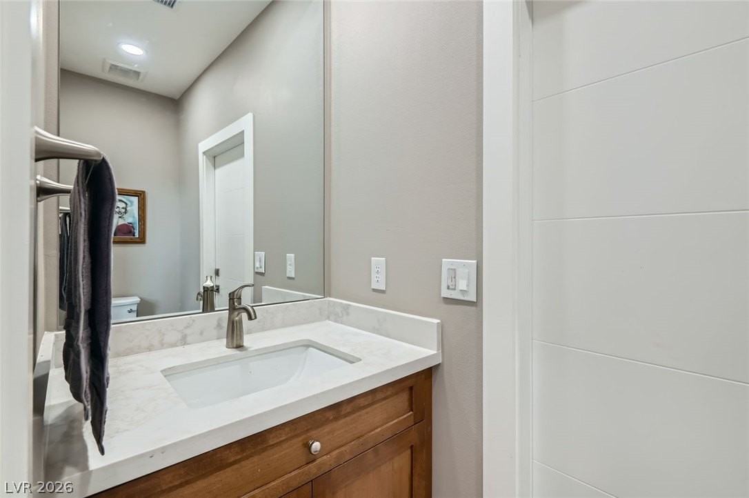 7074 Pinebrook Ct - Photo 6 of 29