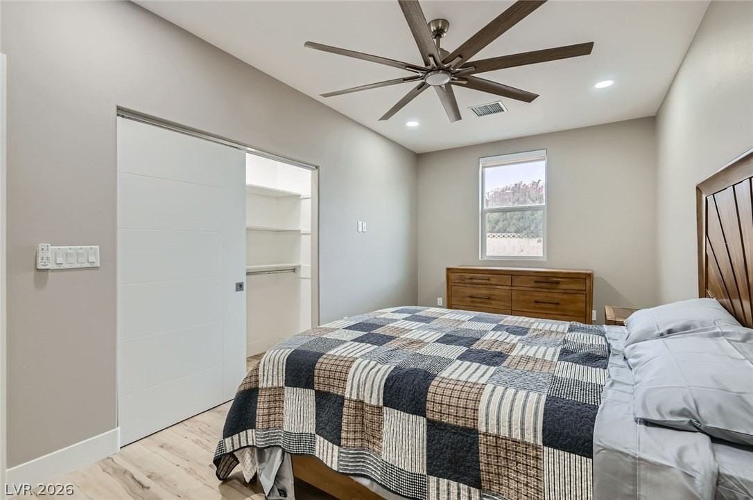 7074 Pinebrook Ct - Photo 7 of 29