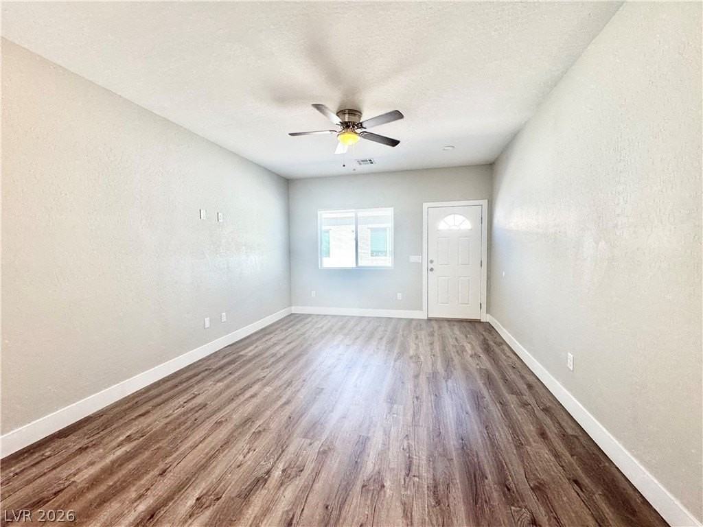 1401 Ogallala St #3-4 - Photo 4 of 13