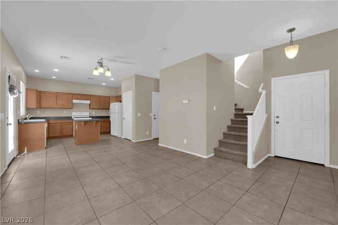 10573 Allegrini Dr - Photo 6 of 35